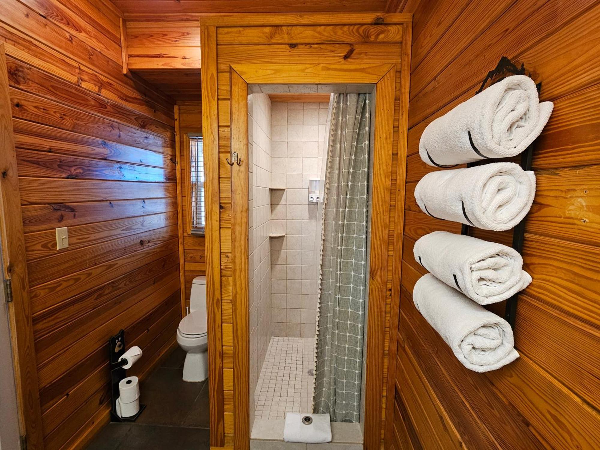 5 Min To Beaver Lake-King Bed-Fire Pit-Jetted Tub #2 Eureka Springs Exterior photo